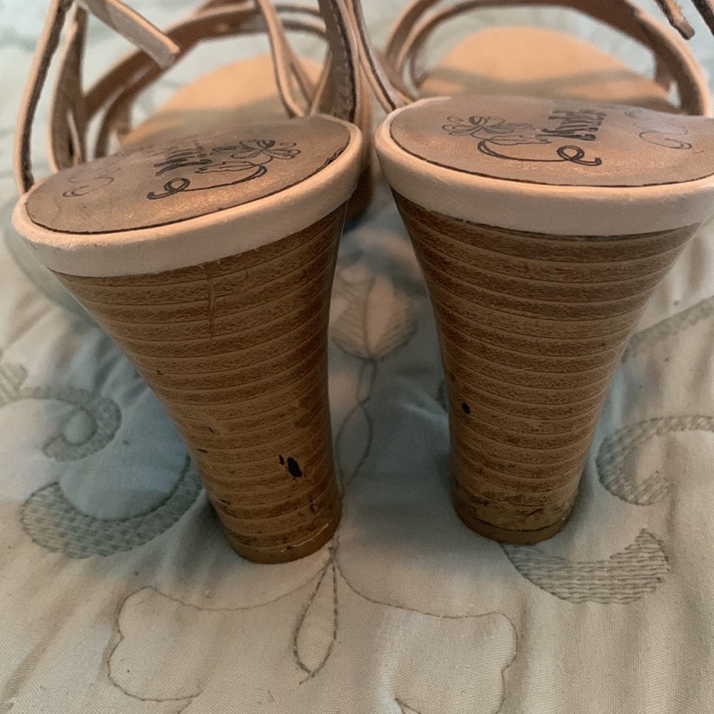 Strap Sandals - Picture 4 of 5